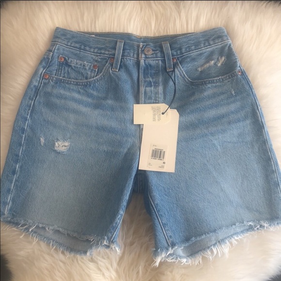 Levis's 501 Mid Thigh Shorts- Luxor Night - Picture 3 of 9